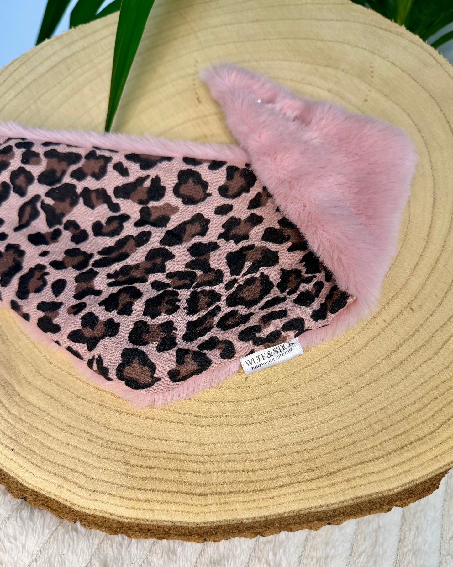 Wendehalstuch Musselin/Plüsch „Rosa Leo Dream“
