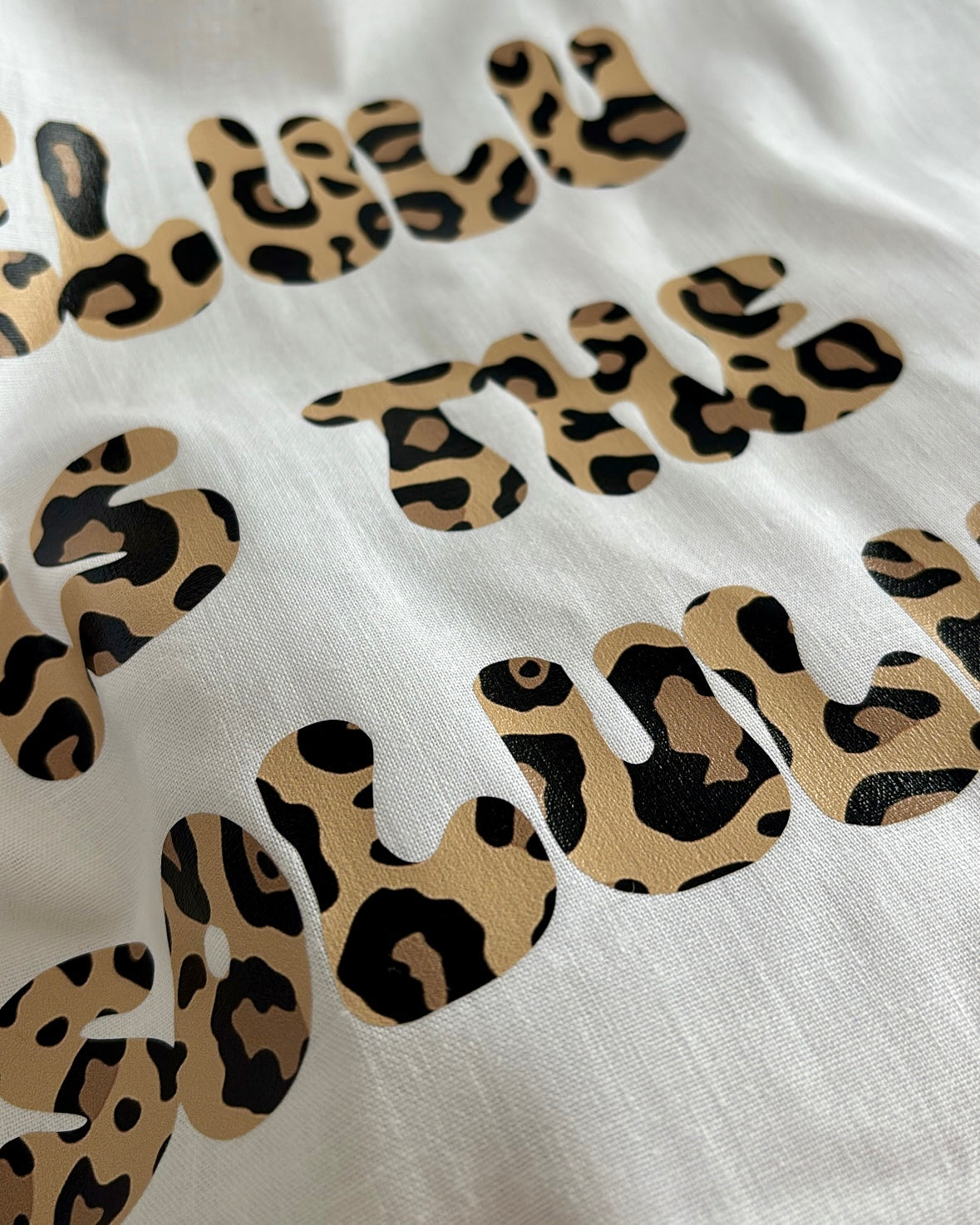 Einkaufstasche „Delulu“ Leo