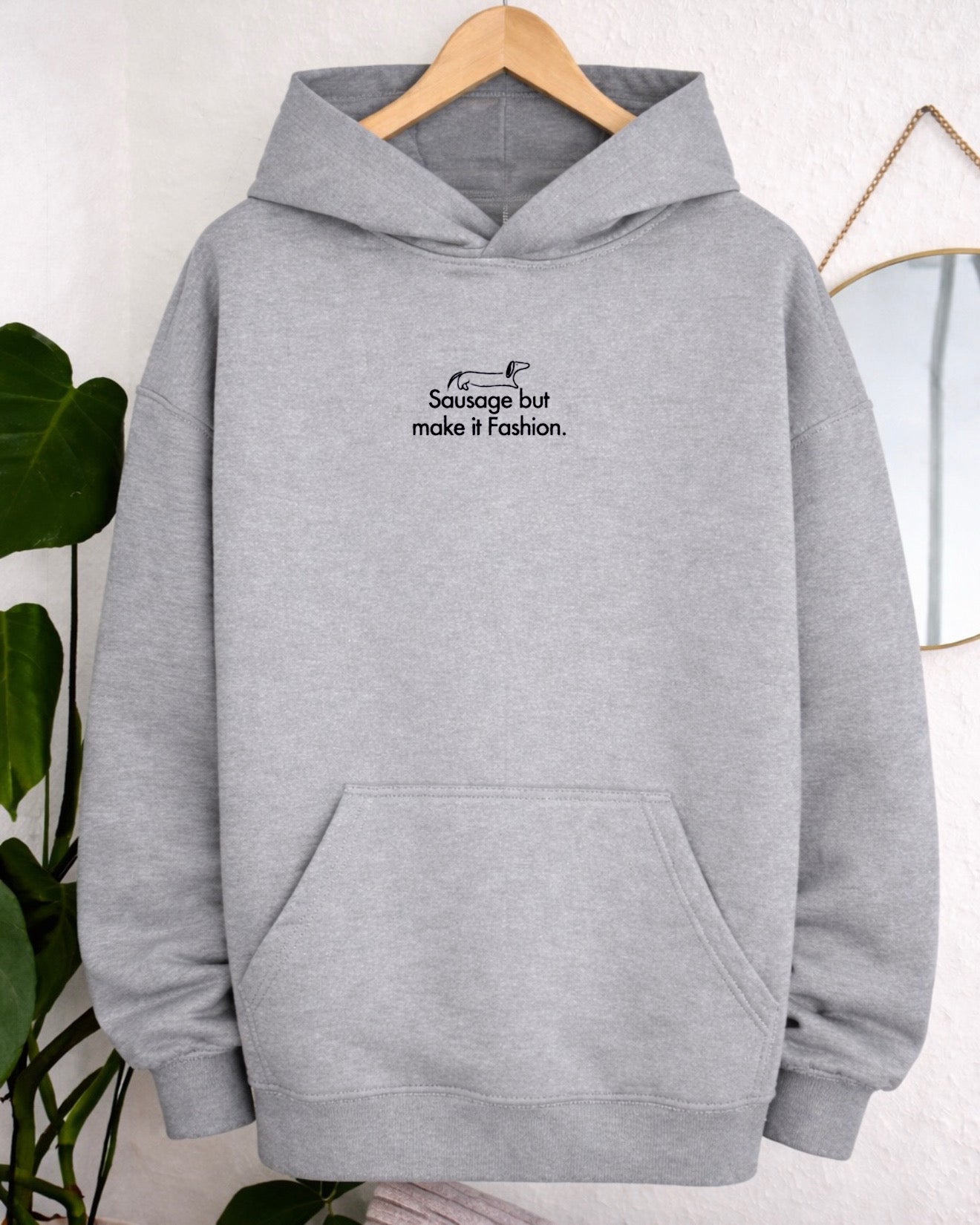 Hoodie „Sausage but make it fashion.“
