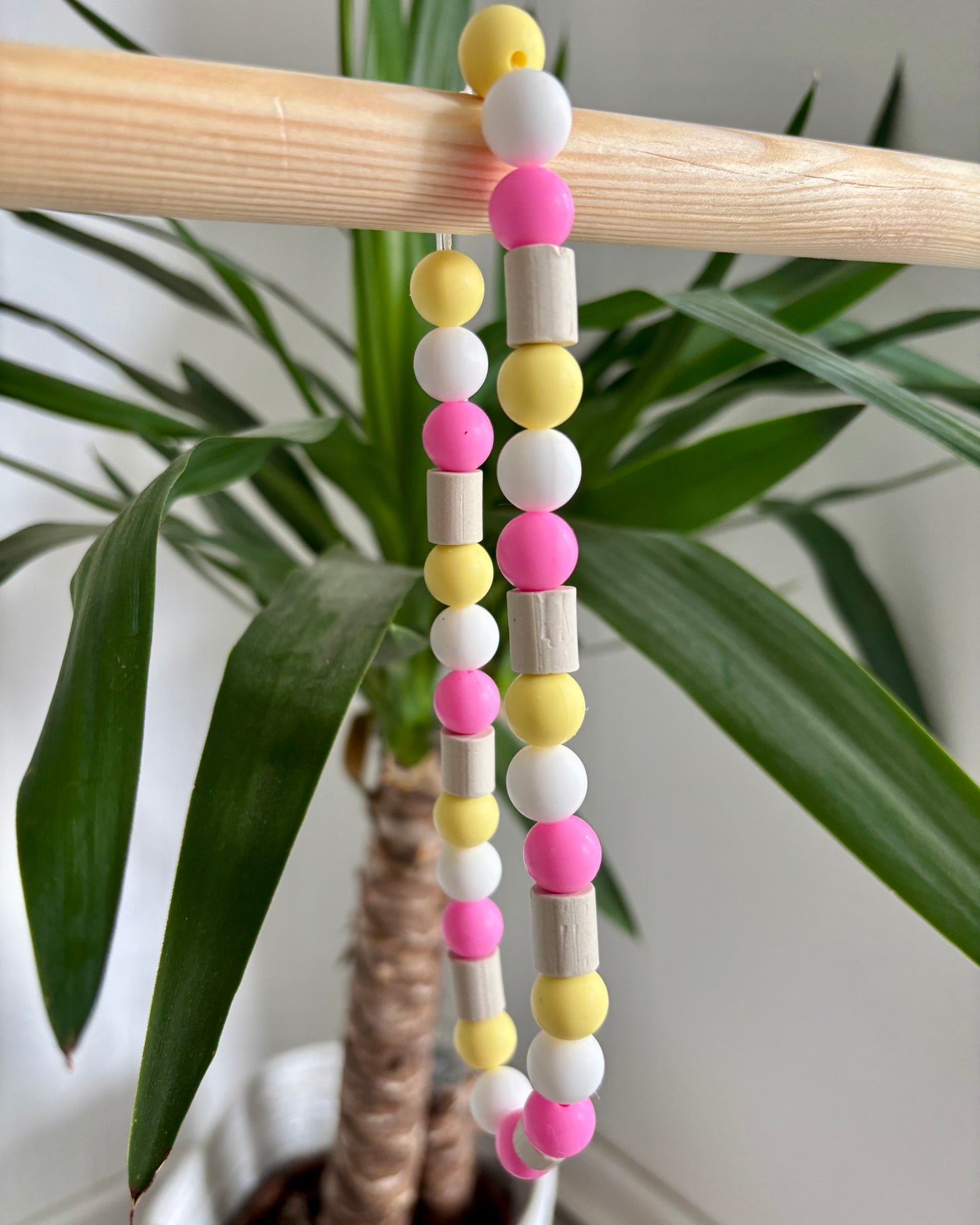 Hunde Halskette EM Keramik „Pinky“