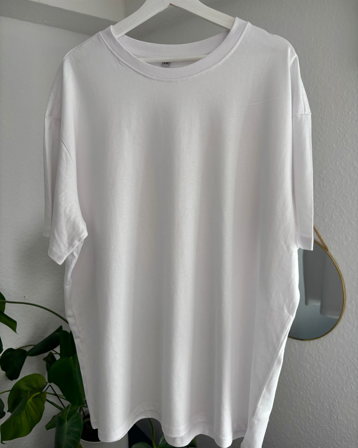 T-Shirt „Ok, but first walkie“