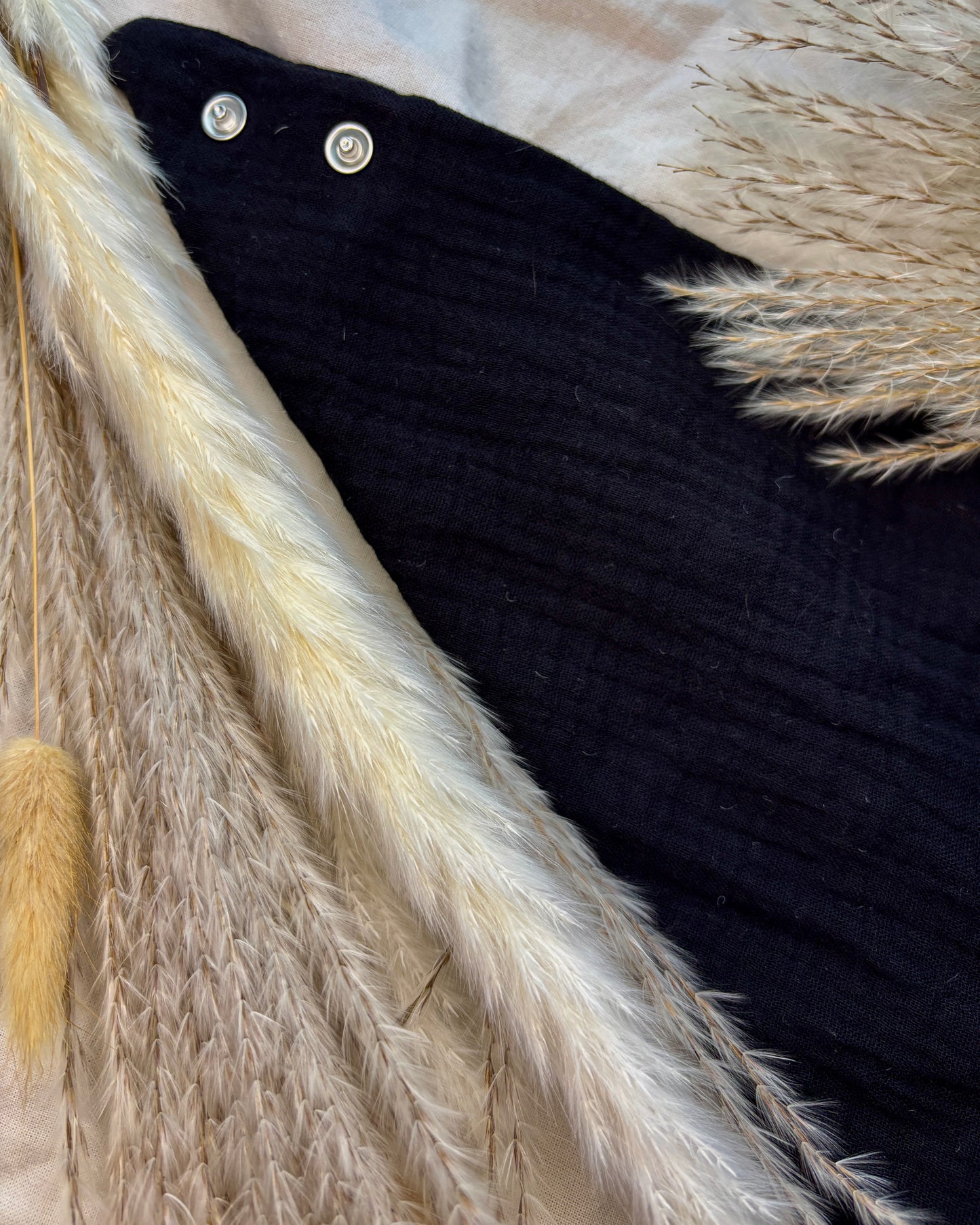 Halstuch Musselin „Blacky“ personalisiert