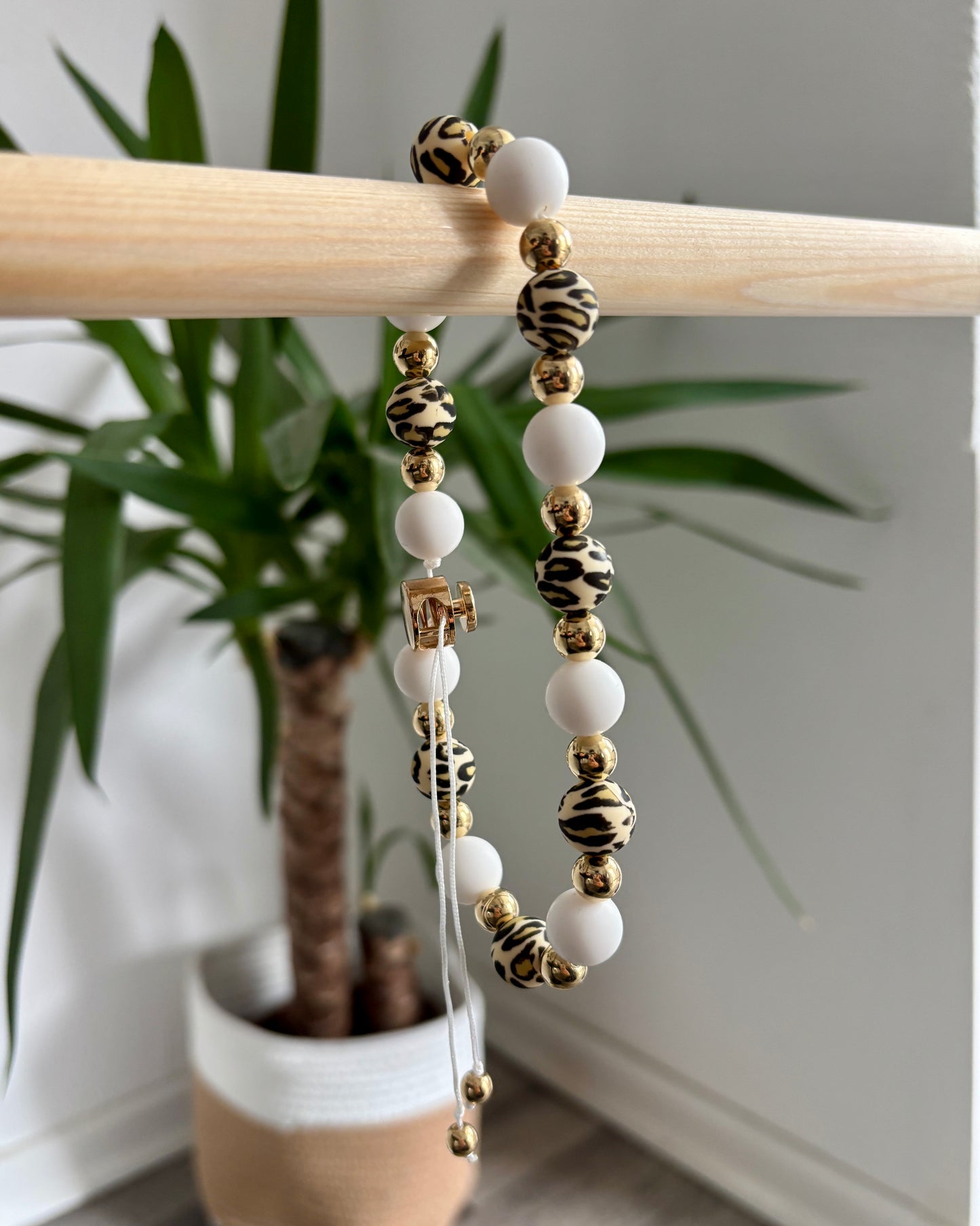 Hunde Halskette „White Leo Dream“