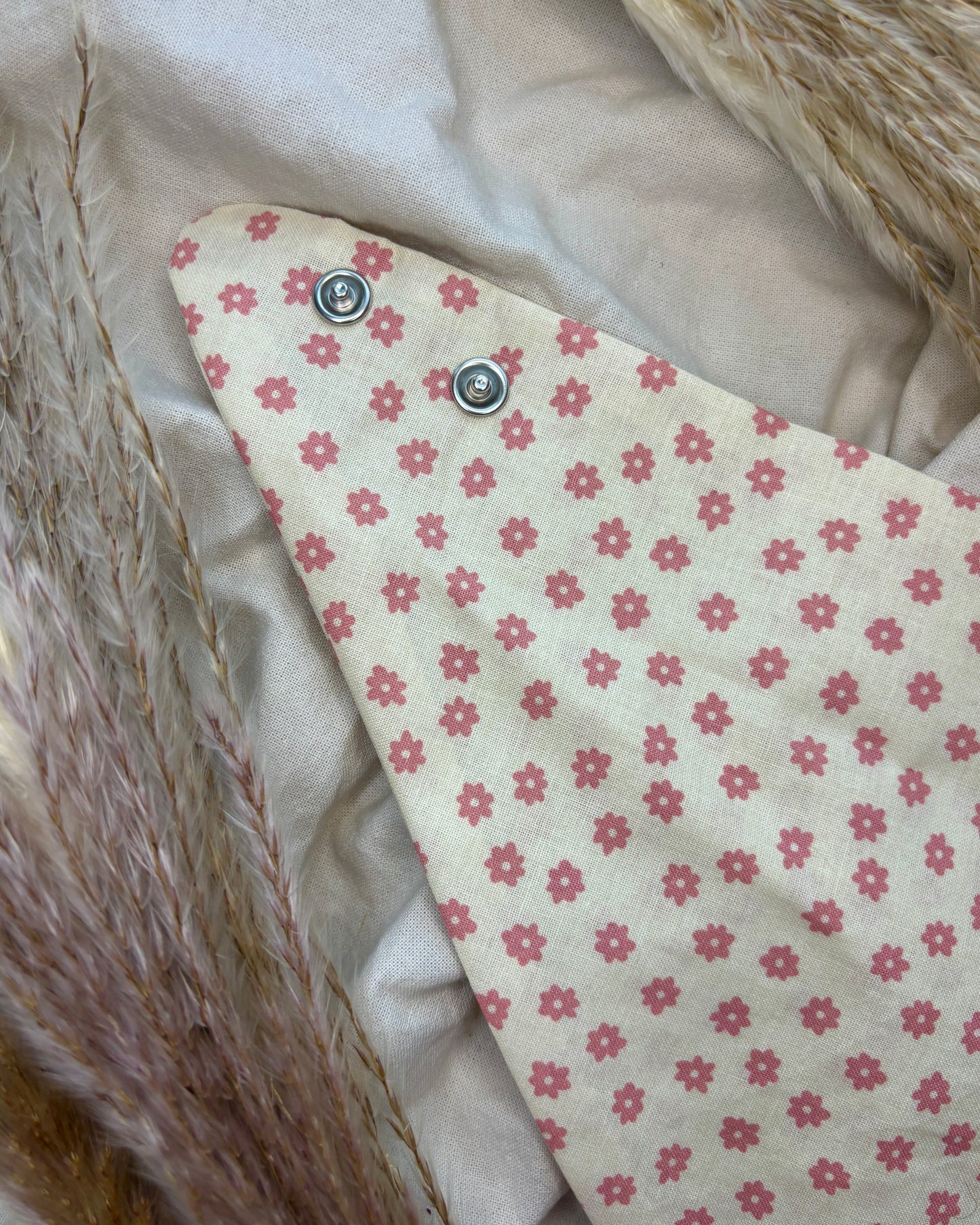 Halstuch „Blümchen“ personalisiert