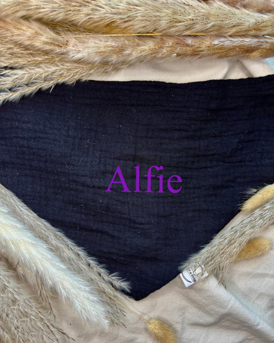 Halstuch Musselin „Blacky“ personalisiert