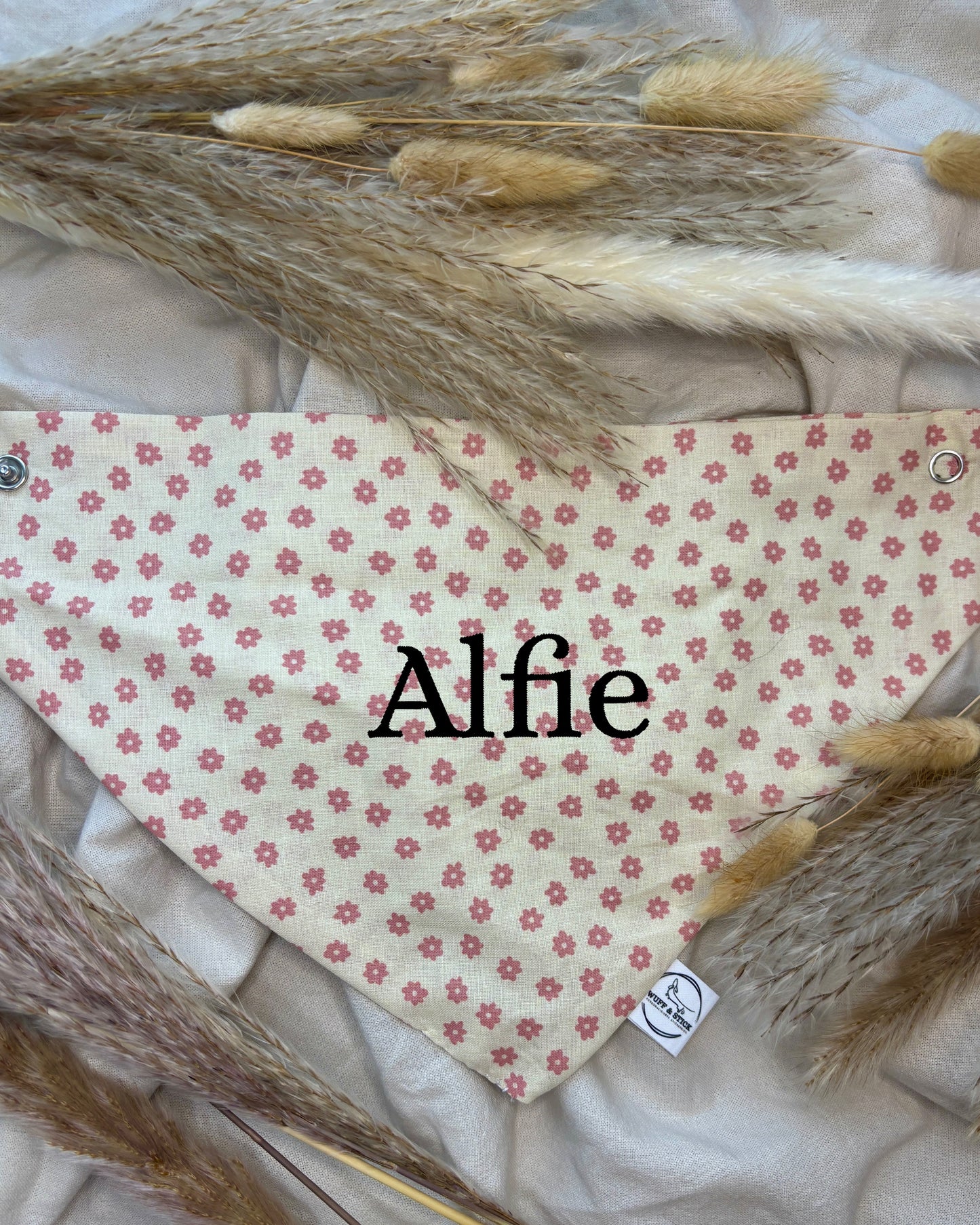 Halstuch „Blümchen“ personalisiert