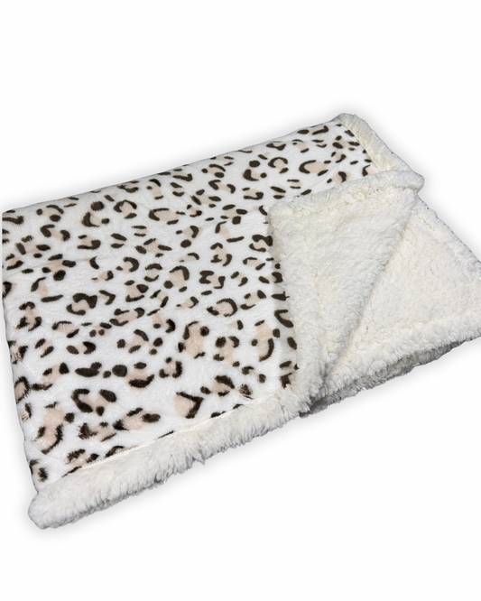 Kuscheldecke Leo personalisiert